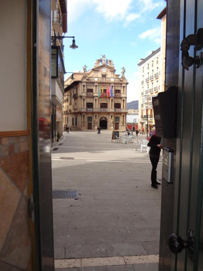 דירות פמפלונה Atico En La Plaza Del Ayuntamiento מראה חיצוני תמונה